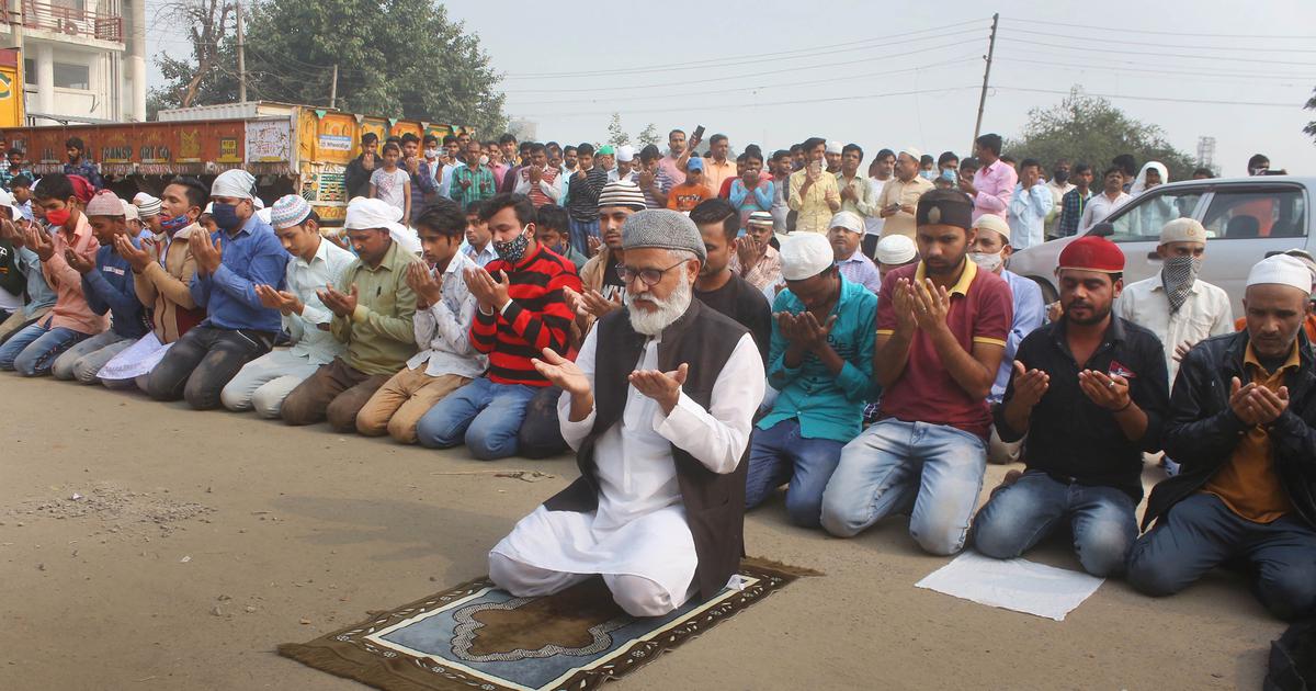 Ekstremis Hindu Mengganggu Shalat Jumat Umat Islam di Kota India